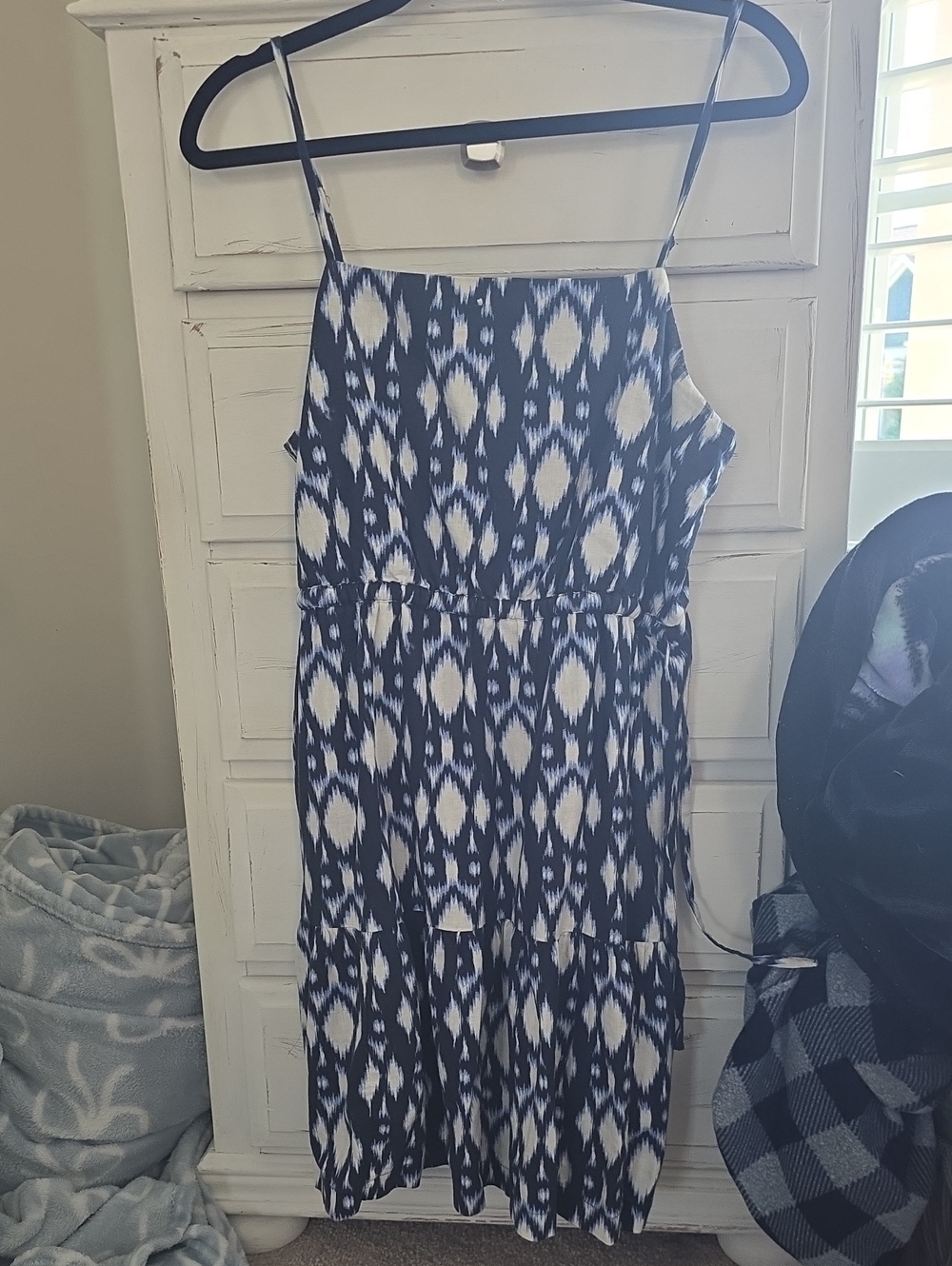 Gap Women's Navy and White Printed Spaghetti-Strap Dress